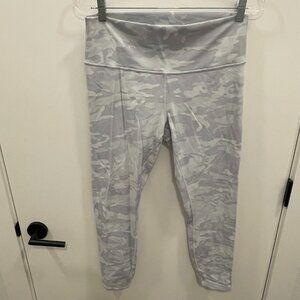 Lululemon High Rise 25" Leggings - Size 12 - Grey Camo